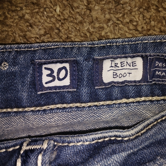 Women's Miss Me Boot Cut Blue Jeans - Picture 7 of 9